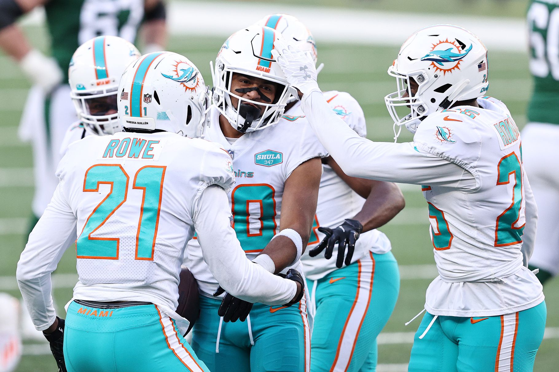 WATCH: Dolphins punter Matt Haack's 1-yd touchdown pass to kicker Jason  Sanders – The Denver Post