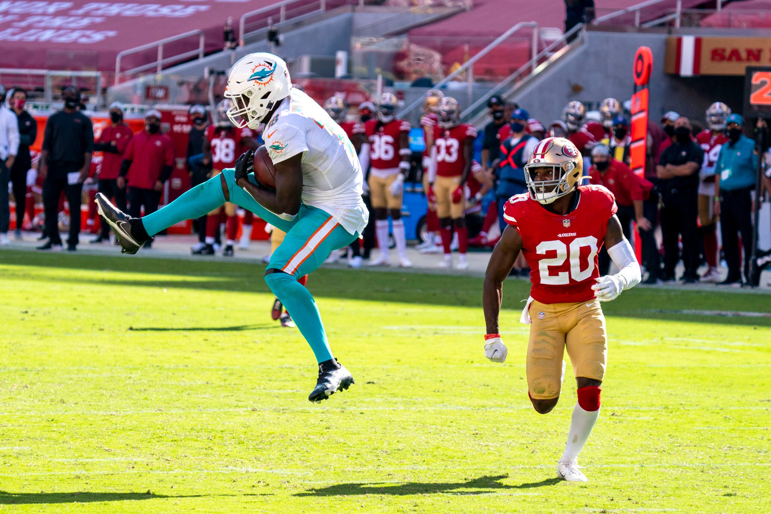 Ryan Fitzpatrick leads Dolphins to win over San Francisco 49ers