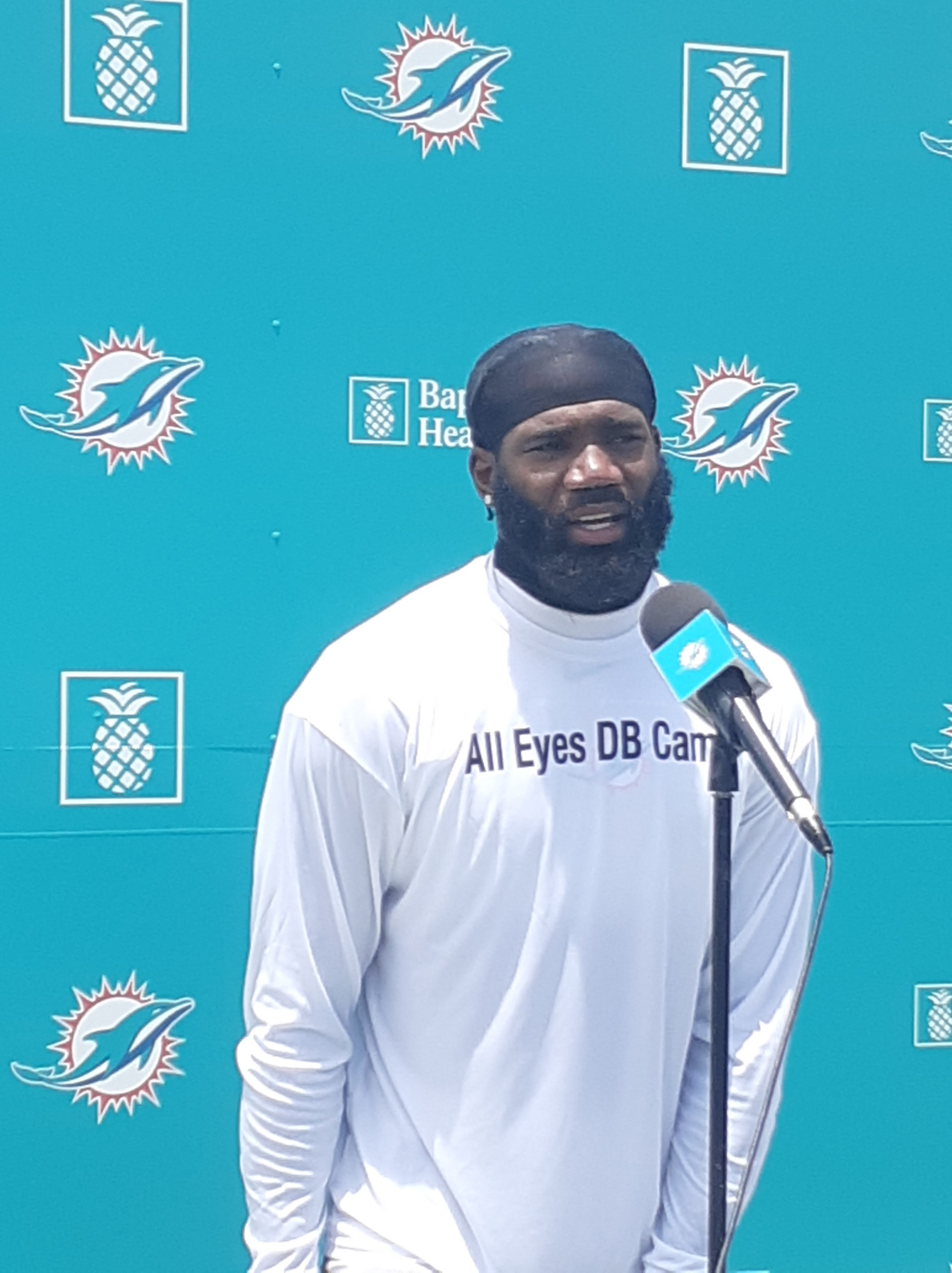 Miami Dolphins Training Camp Notes: Day 4 - Linebackers, big plays