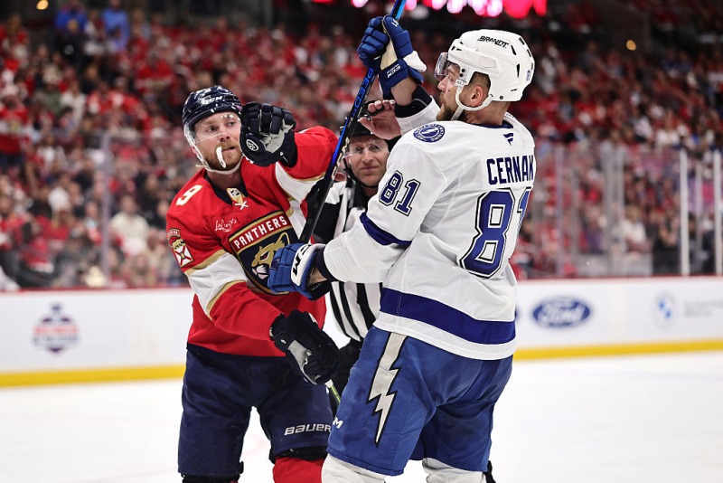 Lightning Score Five in Game 3 Win, Panthers Still Hold 2-1 Series Lead
