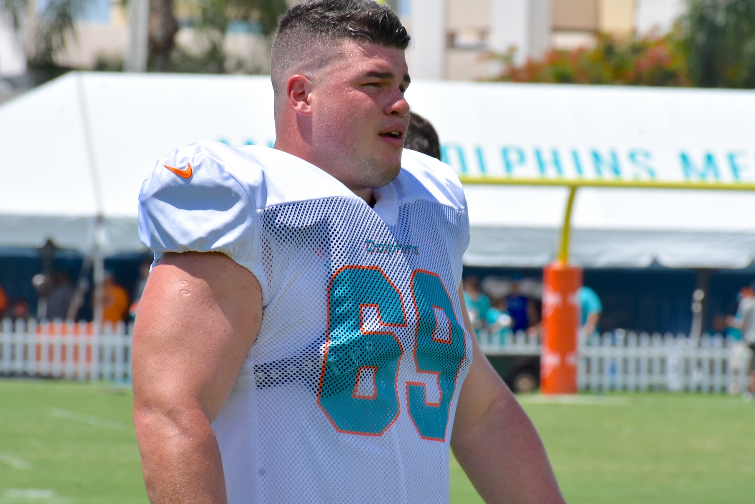 Miami Dolphins guard Durval Queiroz Neto stretches out during practice at  the NFL football team's training facility, Friday, Aug. 6, 2021, in Miami  Gardens, Fla. (AP Photo/Wilfredo Lee Stock Photo - Alamy