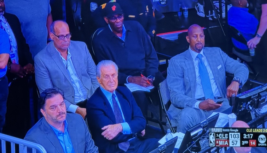 Mateo's Hoop Diary: “It shouldn’t have been like this, I know that for damn sure”: The Heat were swept and humiliated by the bloodthirsty Cavaliers in the season finale