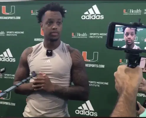 Canes QB Jarren Williams