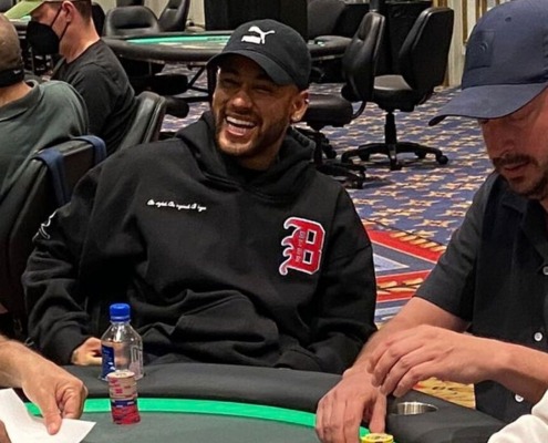 Soccer stars at the poker table: unexpected talents of world champions