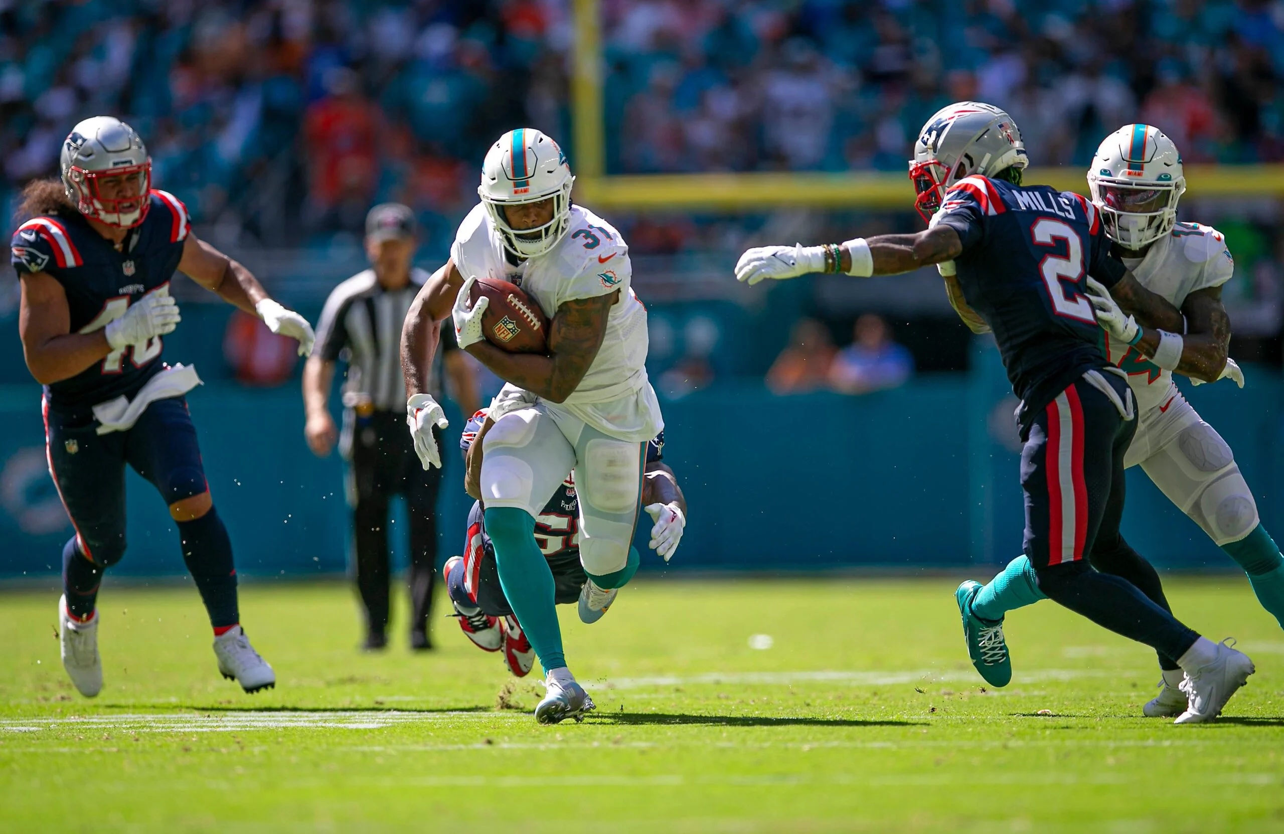 Dolphins' high-powered offense stalls in Miami's latest letdown at