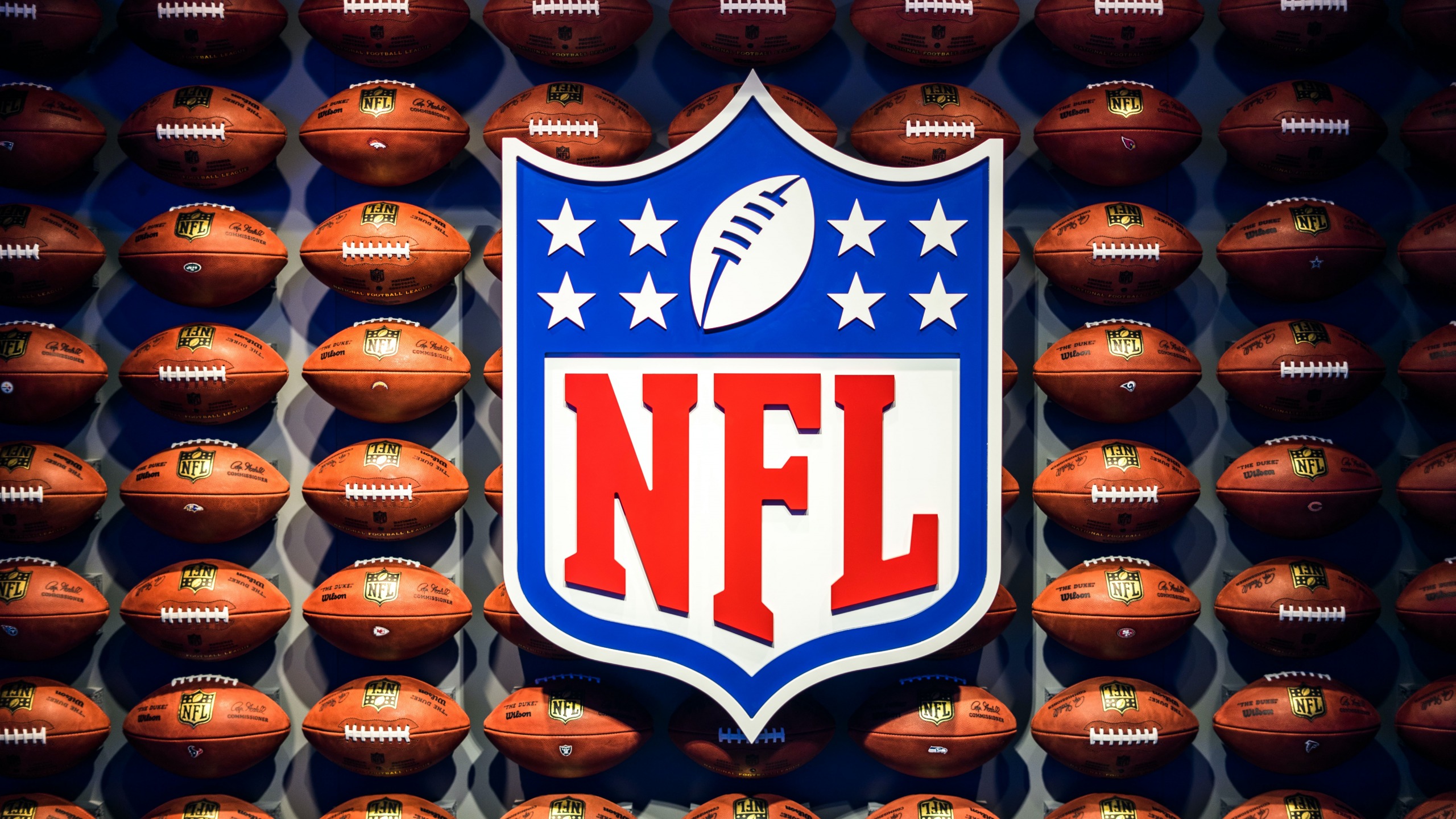 Week 4 NFL Parlay and Picks: Cook Turns up Heat on Fins Defense