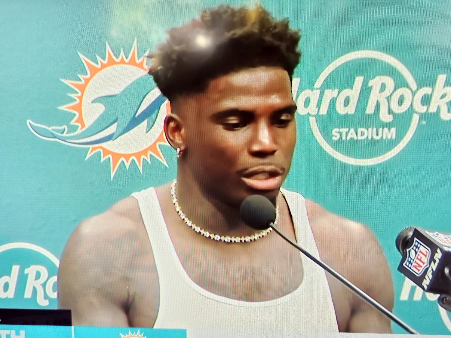 Tyreek Hill discusses being handcuffed by police before helping lead the Miami Dolphins to a comeback win against the Jaguars.