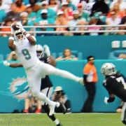 The Dolphins have finally found an effective tight end in Jonnu Smith, who had 101 yards in the win over the Raiders.