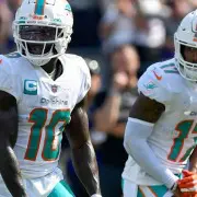 Miami Dolphins running back De'Von Achane's best plays in 120-yard game