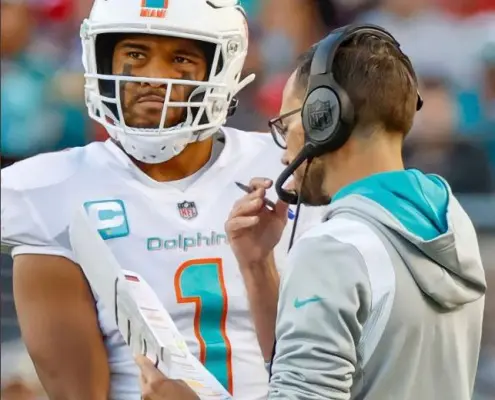 Neuroscientist Slams Miami Dolphins HC Mike McDaniel for His